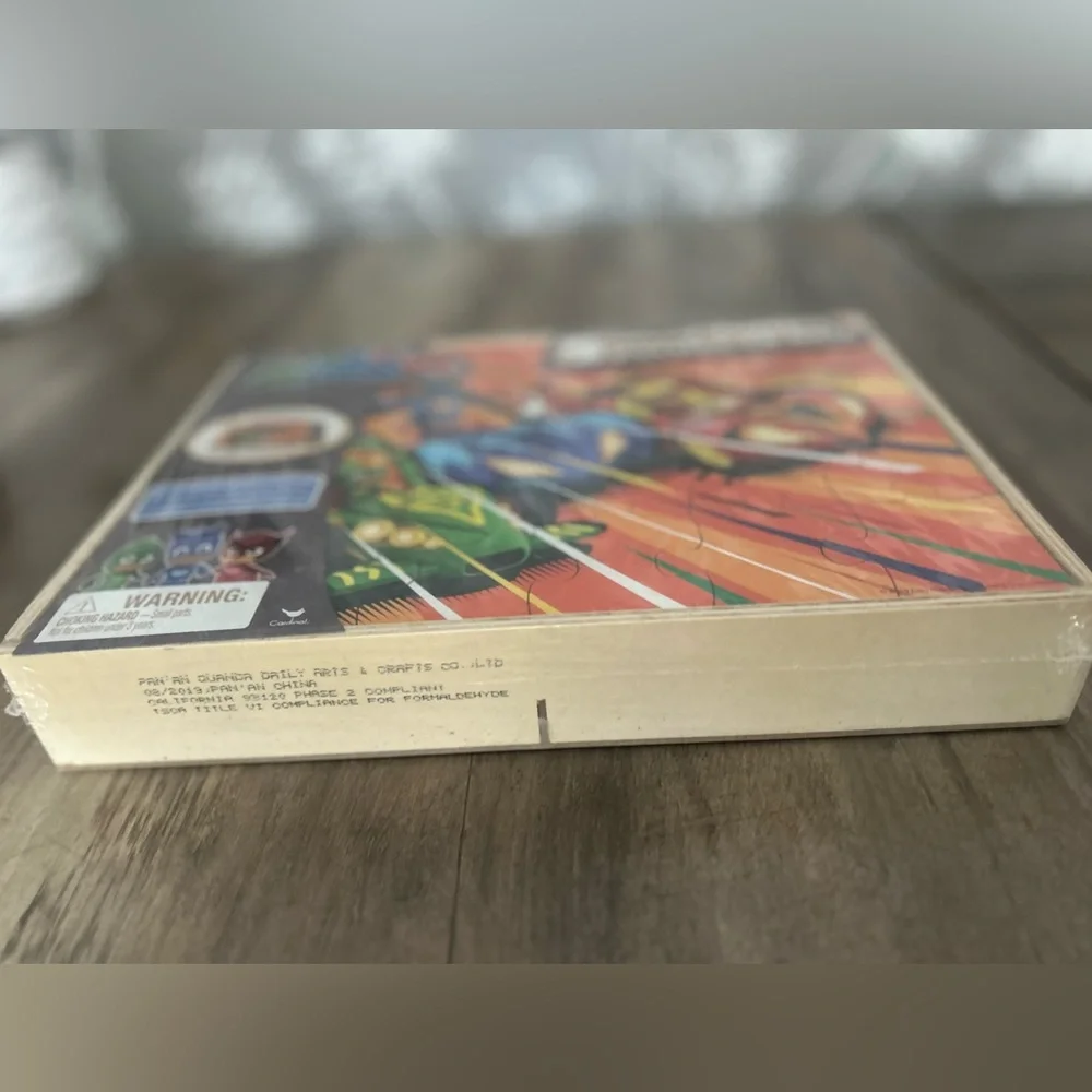 PJ Masks 5 Wooden Puzzles & Storage Box